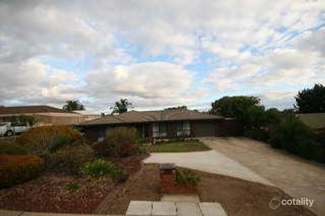 7 Gledsdale Rd, Hallett Cove, SA 5158