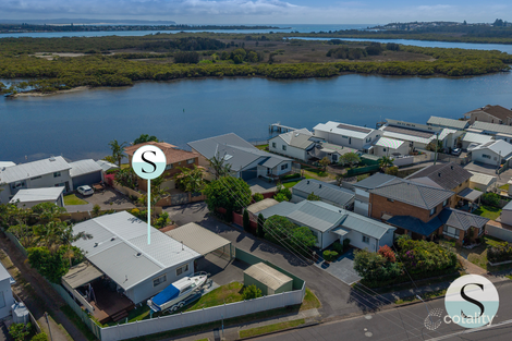 2a Alexander Pl, Swansea, NSW 2281