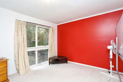 Property photo of 4 Hughes Close Endeavour Hills VIC 3802