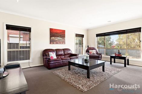 Property photo of 34 Le Page Run South Morang VIC 3752