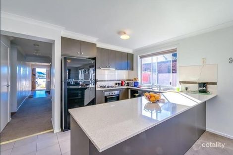 Property photo of 9 Cheviot Drive Truganina VIC 3029