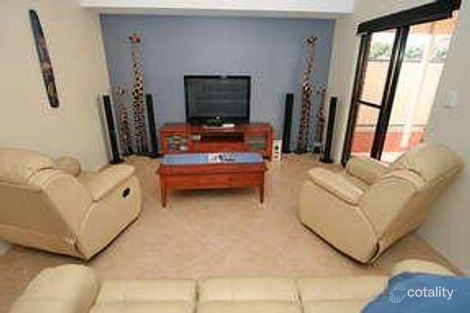 Property photo of 20 Donnybrook Turn Dawesville WA 6211