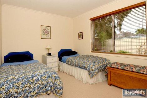 Property photo of 31 Maesbury Circuit Sturt SA 5047