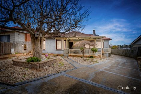 8 Barnett Gr, Noble Park, VIC 3174