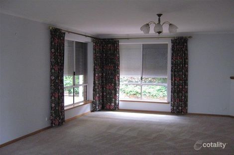 Property photo of 20 Crestview Place Wynn Vale SA 5127