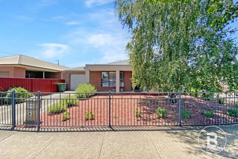 Property photo of 1/68 Cuthberts Road Alfredton VIC 3350