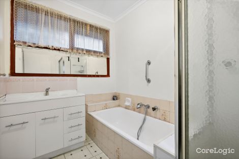 Property photo of 9 Merrigum Crescent Clarinda VIC 3169