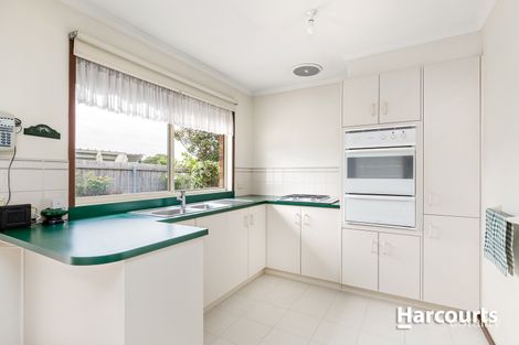 Property photo of 2 Waverley Close Narre Warren VIC 3805