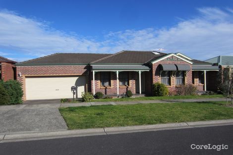 Property photo of 17 Allardice Parade Berwick VIC 3806