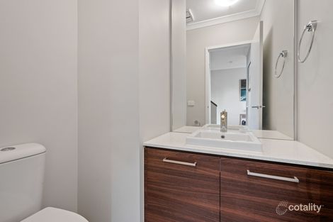 Property photo of 9 Moss Road Wollert VIC 3750