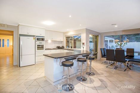 Property photo of 51 Spring Circuit Pakenham VIC 3810