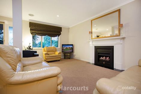 Property photo of 51 Spring Circuit Pakenham VIC 3810