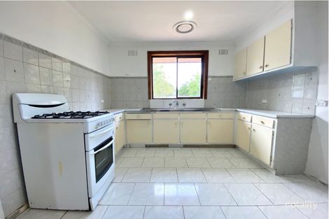 Property photo of 24 Glendale Road Springvale VIC 3171