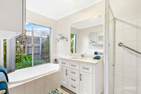 Property photo of 11 Sandalwood Avenue Hillside VIC 3037