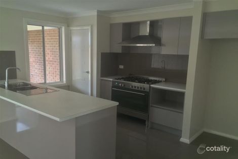 Property photo of 98 Lakeview Drive Cranebrook NSW 2749