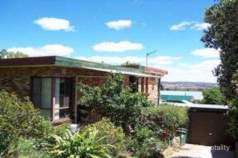 Property photo of 34 Mimosa Drive Mount Austin NSW 2650