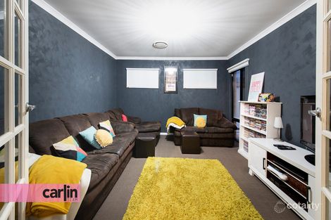 Property photo of 15 Gadsden Terrace Success WA 6164