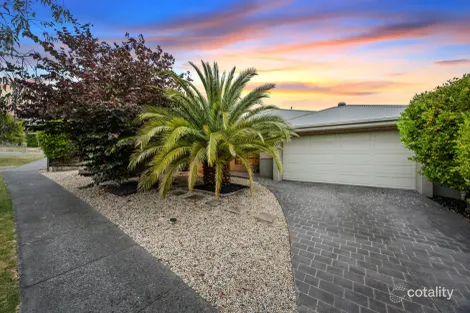 Property photo of 66 Larbert Road Mooroolbark VIC 3138