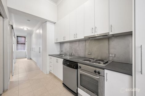 Property photo of 3/20 Somerset Place Melbourne VIC 3000