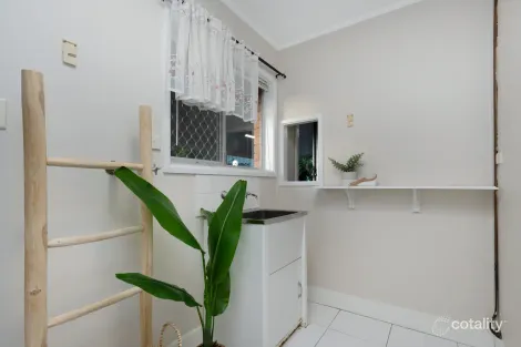 Property photo of 4 Marlynda Avenue Cranbrook QLD 4814