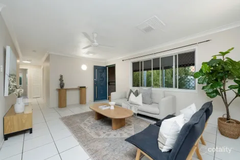 Property photo of 4 Marlynda Avenue Cranbrook QLD 4814