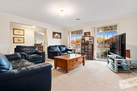 Property photo of 15 Blake Street Berwick VIC 3806