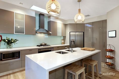 Property photo of 16 Princes Street Caulfield North VIC 3161