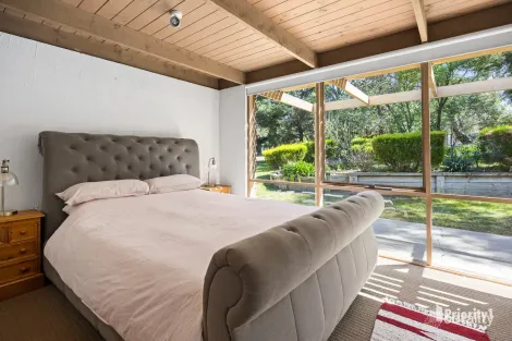 Property photo of 16 Scullys Lane Heathcote VIC 3523