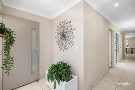 Property photo of 2/20 Huntly Place Redland Bay QLD 4165