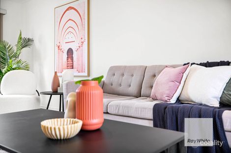 Property photo of 25D Wentworth Drive Taylors Lakes VIC 3038