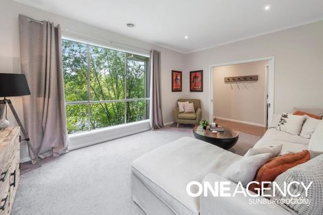 Property photo of 4 Saxonwood Drive Sunbury VIC 3429