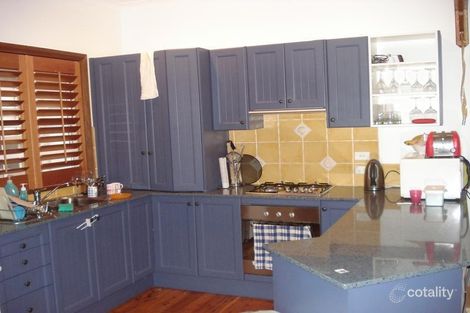 Property photo of 78 Surfview Road Mona Vale NSW 2103