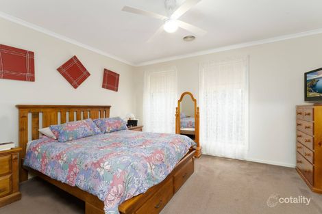 Property photo of 8 Birchwood Drive St Albans Park VIC 3219