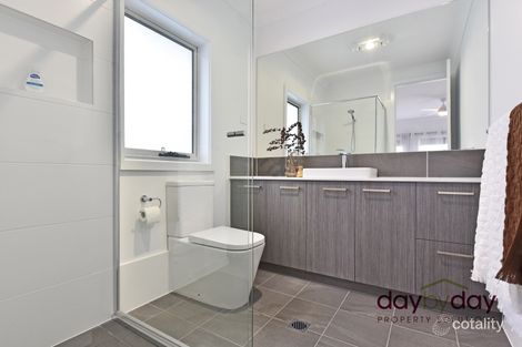 Property photo of 13 Oakmont Close Heddon Greta NSW 2321