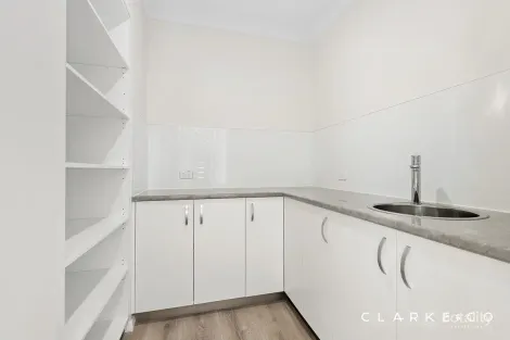 Property photo of 194 Settlers Boulevard Chisholm NSW 2322