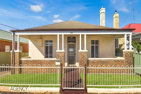 Property photo of 320 Lords Place Orange NSW 2800