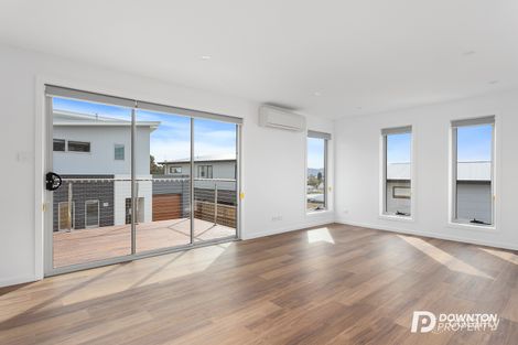 Property photo of 1/4 Dowding Crescent New Town TAS 7008