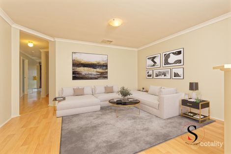 Property photo of 4/6 Whiteside Street Cloverdale WA 6105