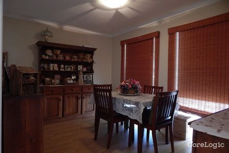 Property photo of 14 Cambridge Crescent Cooloongup WA 6168