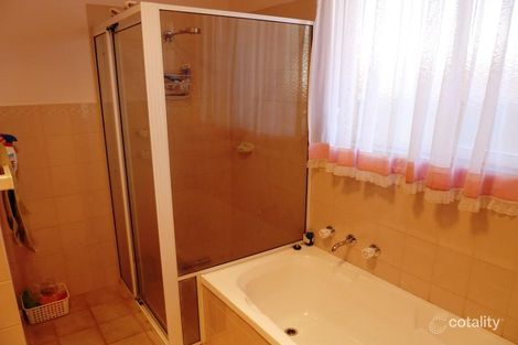 Property photo of 20 Hall Crescent Loxton SA 5333