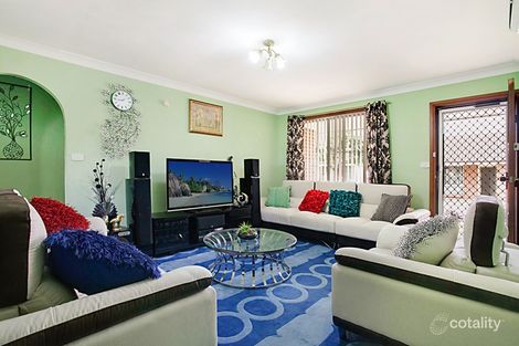 Property photo of 2/6-8 Second Avenue Macquarie Fields NSW 2564
