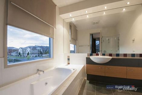 Property photo of 3 Frangipani Lane Maribyrnong VIC 3032