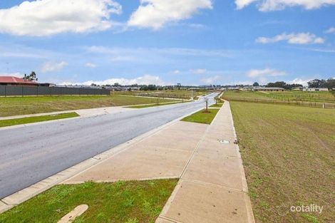 Property photo of 70 Mikada Boulevard Kilmore VIC 3764