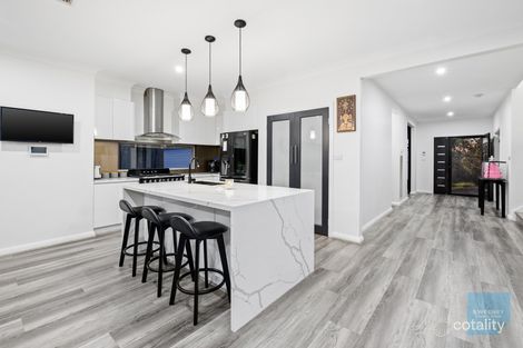 Property photo of 30 Kororoit Approach Caroline Springs VIC 3023