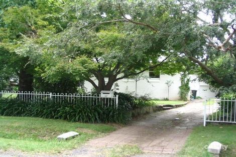 17 Fairlawn Ave, Turramurra, NSW 2074