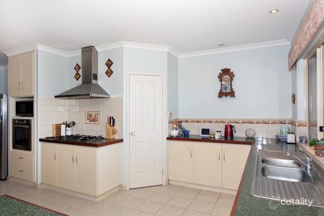 Property photo of 3 Miller Crescent Australind WA 6233