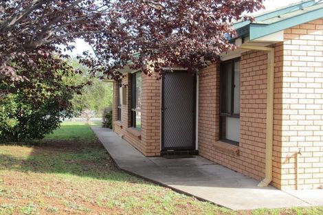 2/7 Cowper Cl, North Tamworth, NSW 2340