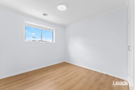 Property photo of 10 Glastonbury Drive Sunbury VIC 3429