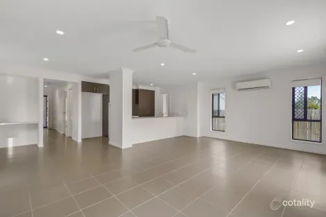 Property photo of 44 Daydream Crescent Springfield Lakes QLD 4300