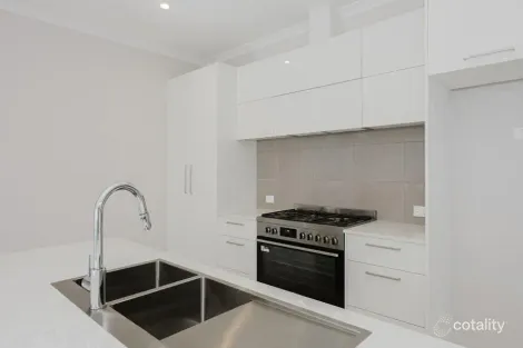 16 GRESHAM BVD, BALDIVIS, WA 6171